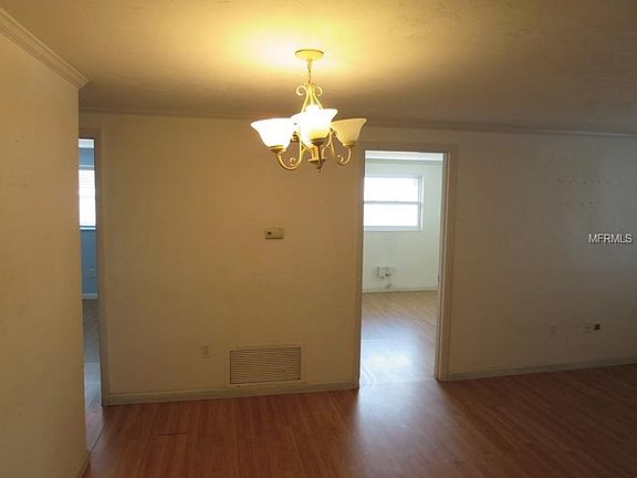 3rd image of 5724 Nutmeg Ave