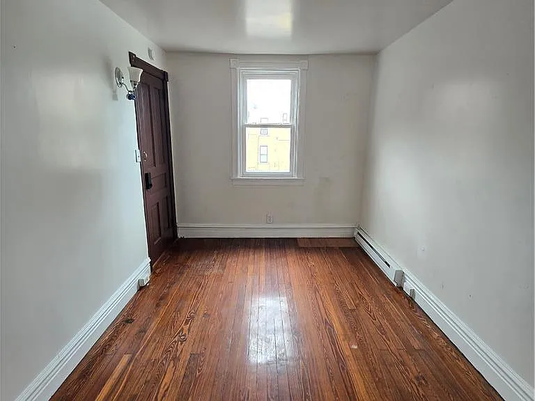 138 S 14th St — Photo 23