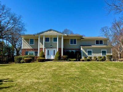 19 Elizabeth Drive, Syosset, NY, 11791