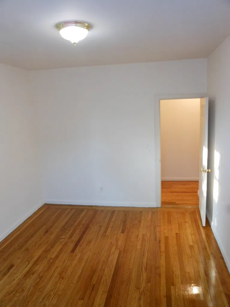 1 bed, 700 sqft, $1,680 — Photo 3