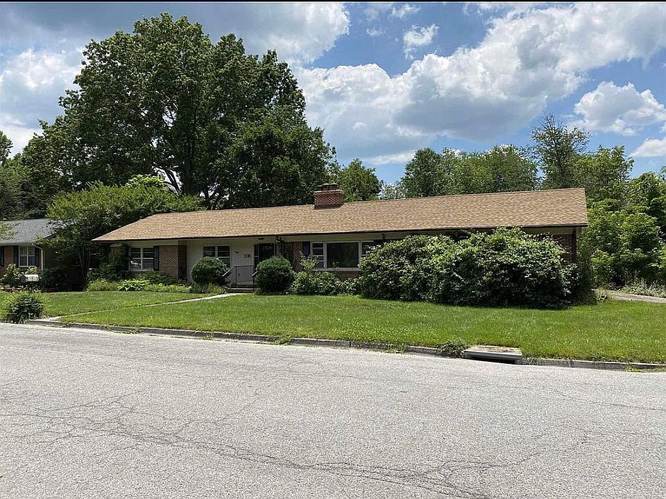 1st image of 1400 Hillcrest Dr