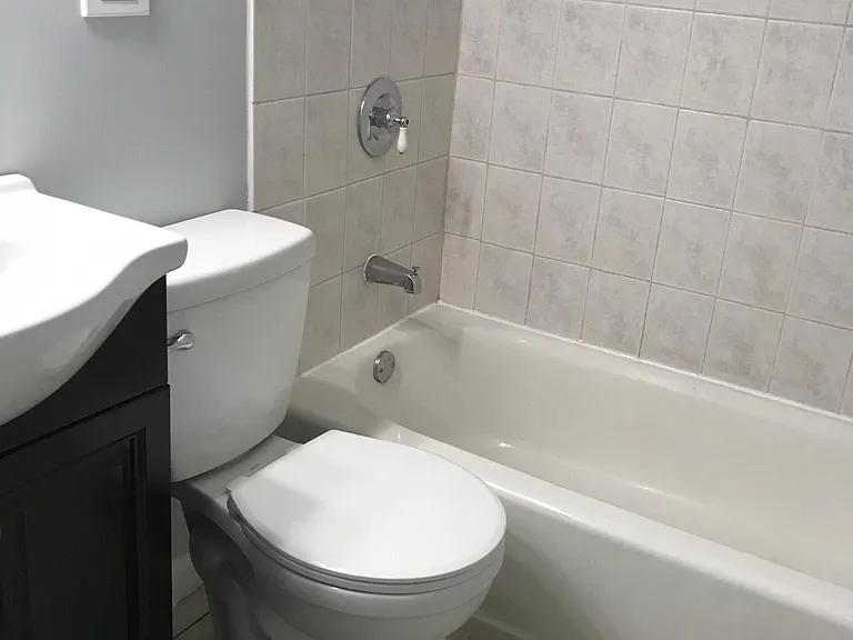 1062 W Taylor St #2F — Photo 8
