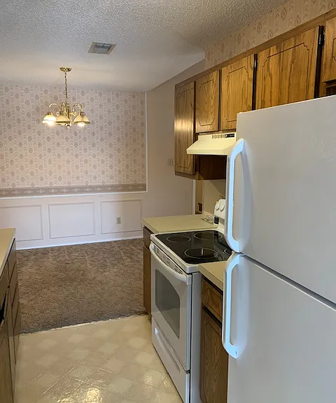 4074 Russell Ave — Photo 7