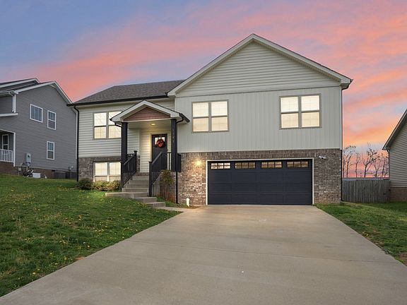 2nd image of 1341 Harmon Ln