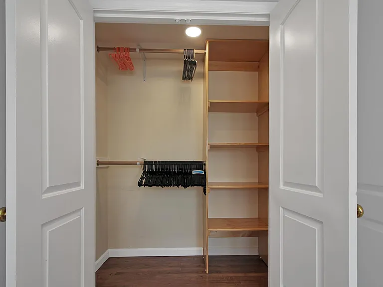 1911 Summit Ave #2 — Photo 15