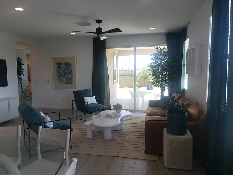 9524 W Whitton Ave — Photo 10