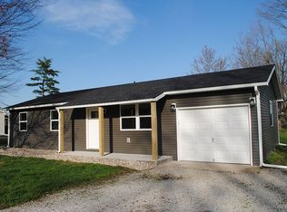 110 Wood Ln, Versailles, IN 47042