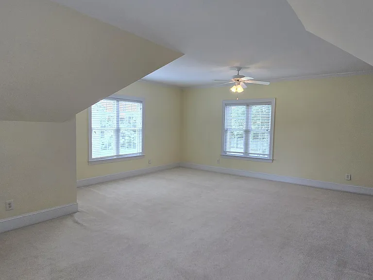 4208 Leicester Ct — Photo 36