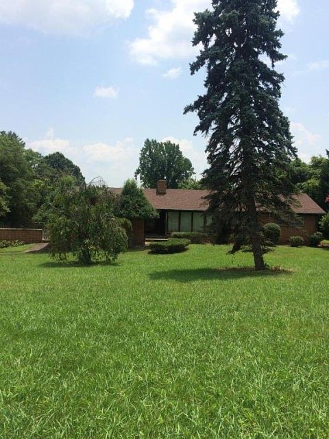 2nd image of 7004 Wellington Dr