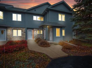 10694 Woodcrest Ln #803, Sister Bay, WI 54234