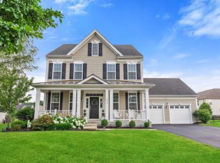 3679 Congressional Pkwy, Elgin, IL 60124