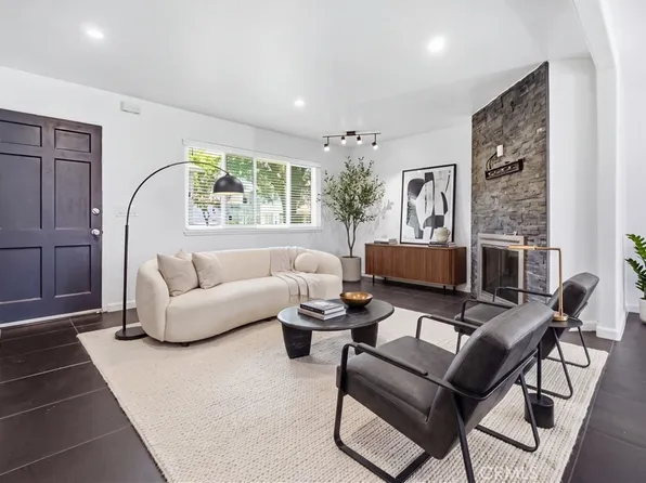 19775 Coventry Ln, Huntington Beach, CA 92646