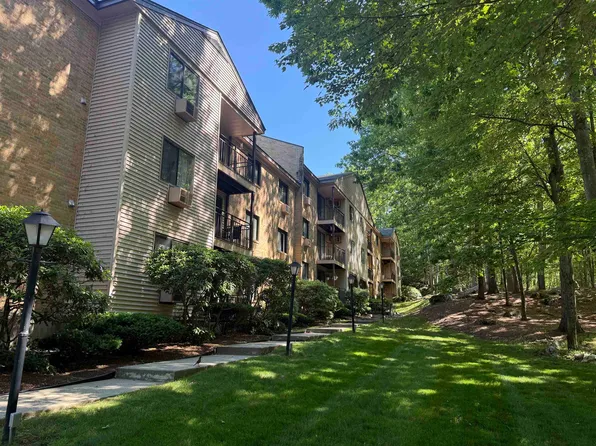 19 Country Club Drive #32, Manchester, NH 03102