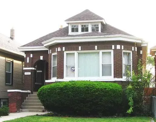 7146 S Washtenaw Ave photo 1