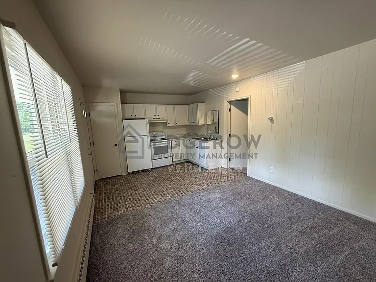 13827 Ironwood Dr NW #7 — Photo 2