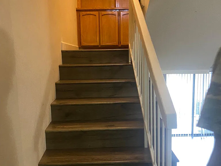 10140 Reseda Blvd — Photo 2