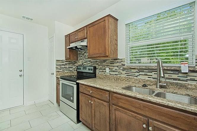 1st image of 11302 Castolon Dr