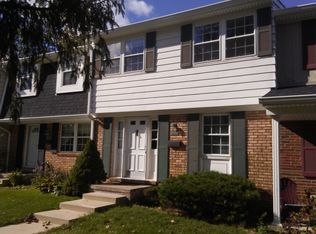 41338 Windsor Ct, Northville, MI 48167