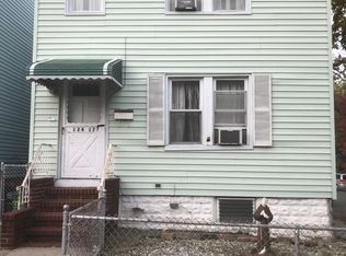124-17 11th Ave, College Point, NY 11356