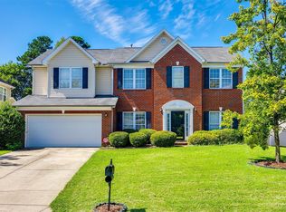 2521 Waters Vista Cir, Charlotte, NC 28213