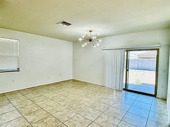 3rd image of 11679 E Sunflower Ln