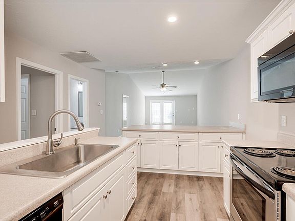4th image of 1216 Longpoint Dr
