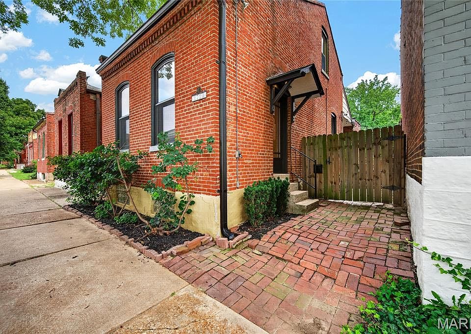 1st image of 2720 McNair Ave