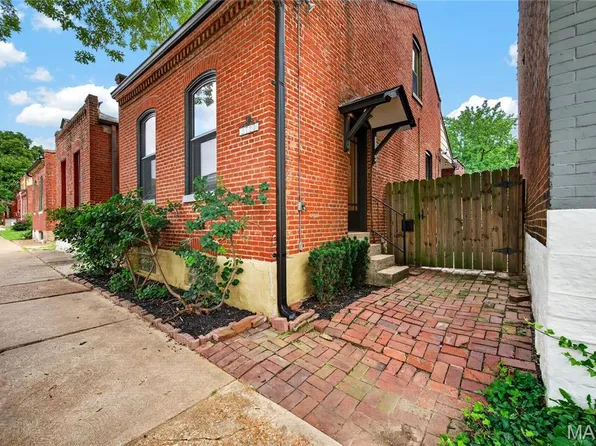 2720 McNair Ave, Saint Louis, MO 63118