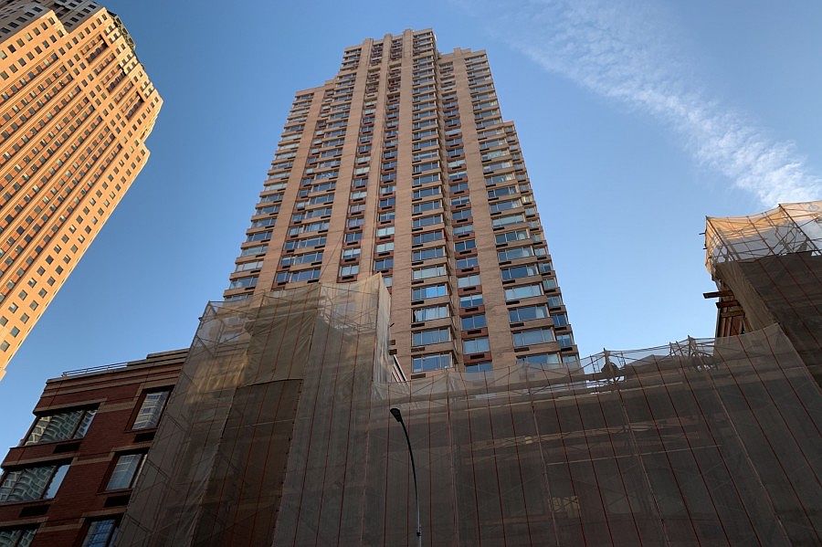 1st image of 350 W 50th St APT 5X