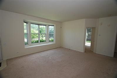 3rd image of 401 Arboretum Dr #111