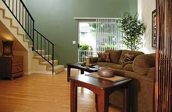 2nd image of 2101 Poplar Dr Unit 7
