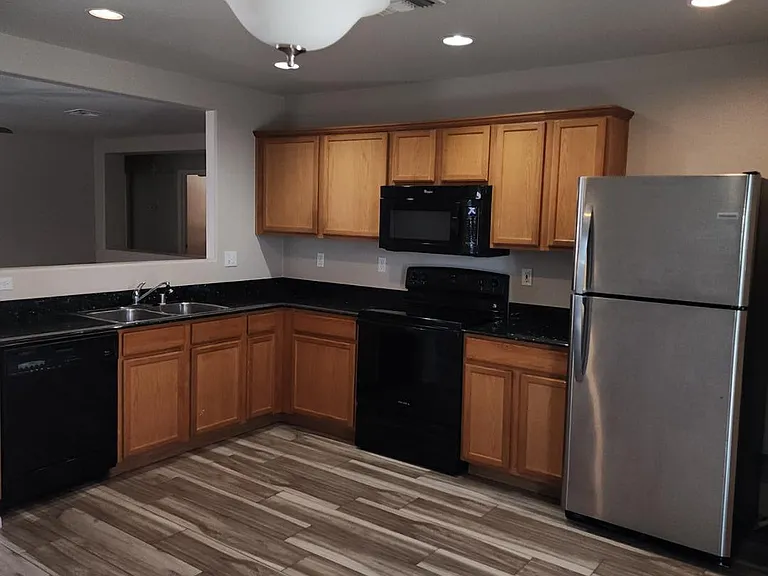 15864 W Evans Dr — Photo 6