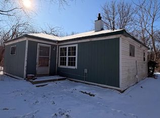 9320 4th Ave, Pleasant Prairie, WI 53158