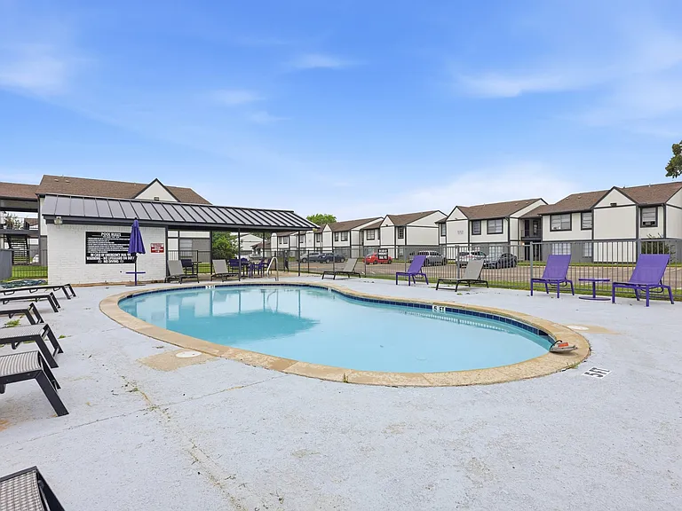 The Parker — Photo 15