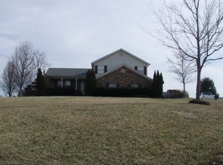 320 Timberline Ct, Berea, KY 40403