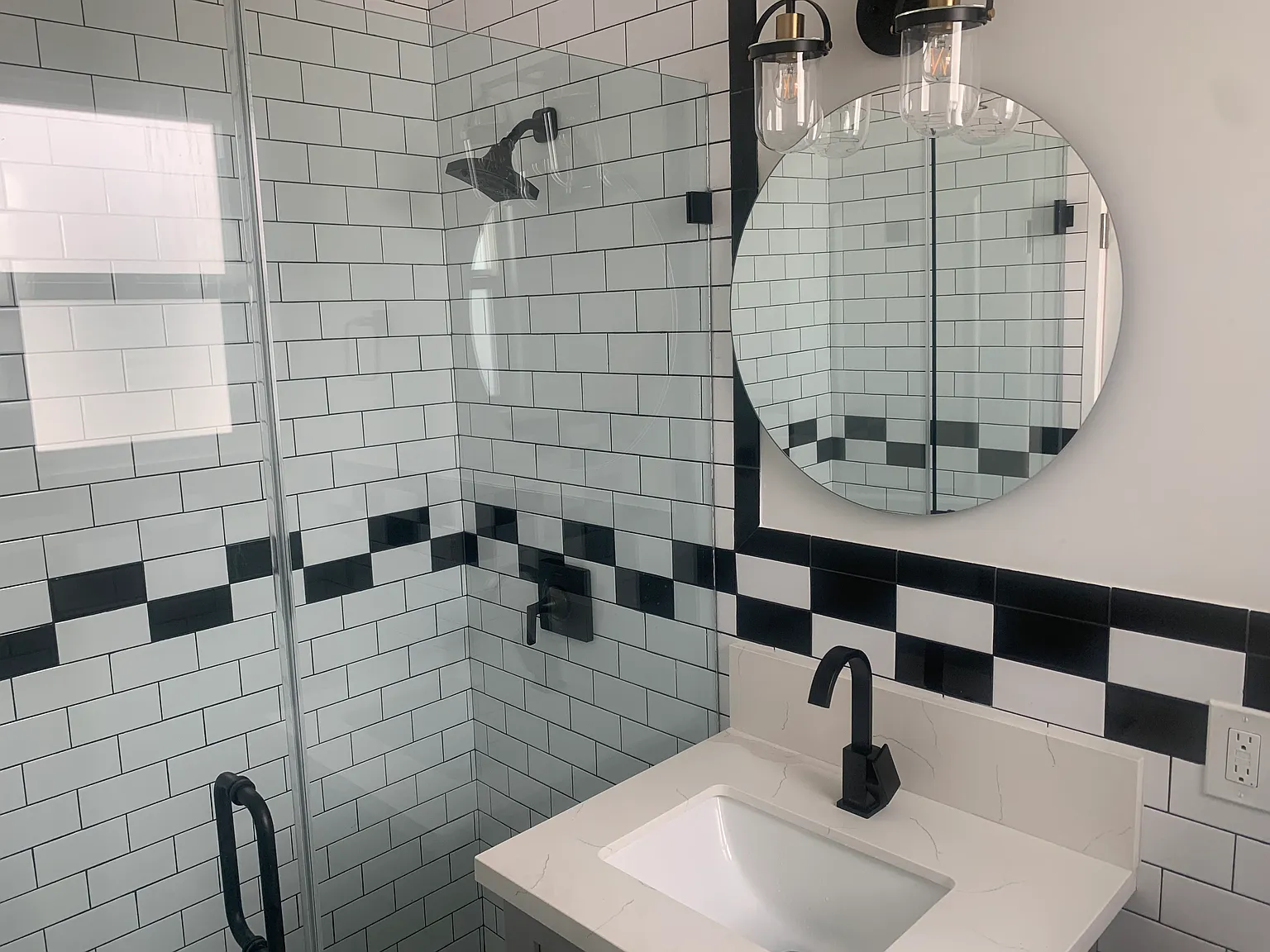 Studio, 500 sqft, $1,950 — Photo 3