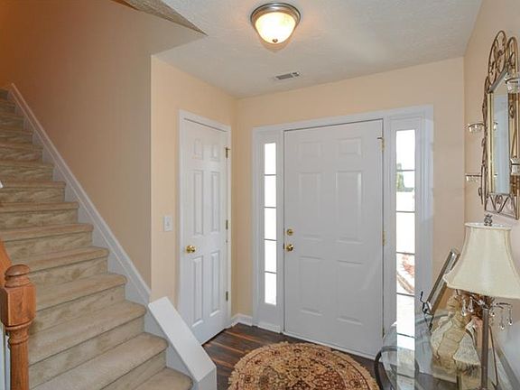3rd image of 3956 Rock Hollow Dr