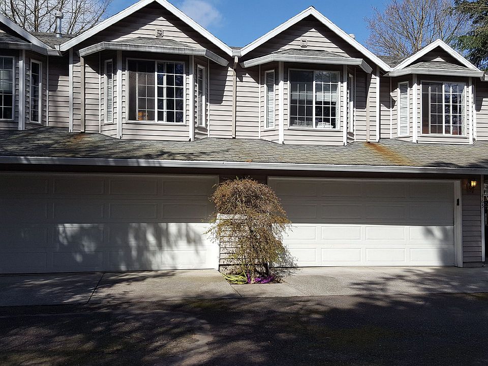 1st image of 465 SE Brookwood Ave
