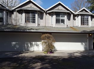 465 SE Brookwood Ave, Hillsboro, OR 97123
