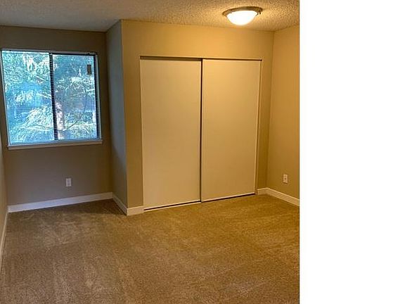 2nd image of 12428 110th Ln NE #U104