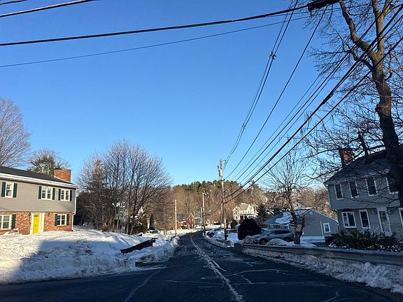 5th image of 18 Old Nahant Rd