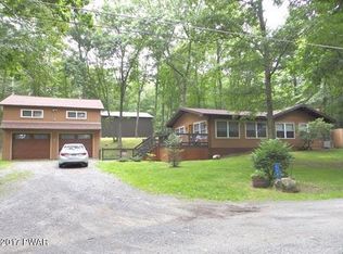 117 Panorama Trl, Dingmans Ferry, PA 18328