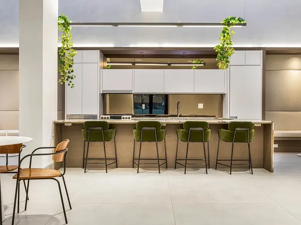 99 Fleet Place image 24 of 40