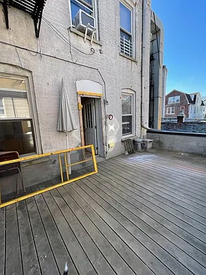 Rented by Compass | media 9