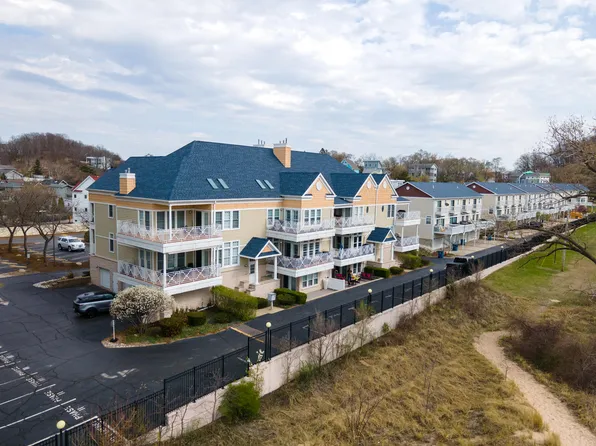 110 Lake Shore Dr APT B, Michigan City, IN 46360
