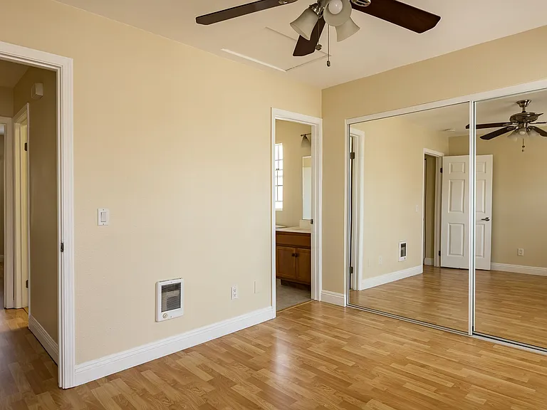 4327 Swift Ave #5 — Photo 22