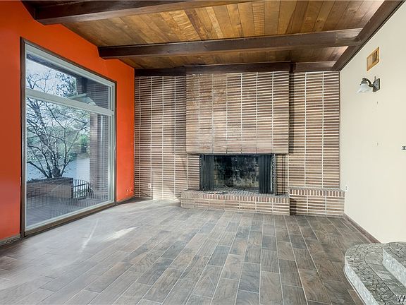 5th image of 4618 Northwood Lake Dr E