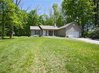 6719 Stacy Rd, Charlestown, IN 47111