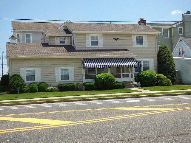 1st image of 4717 West Ave