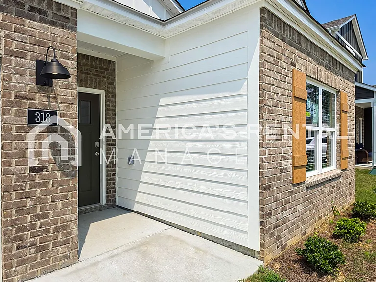 318 Ashland Dr SW — Photo 7